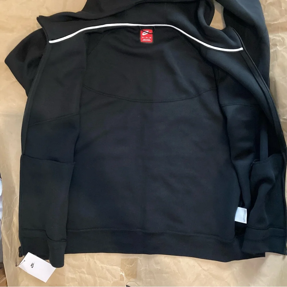 Nike authentic $145